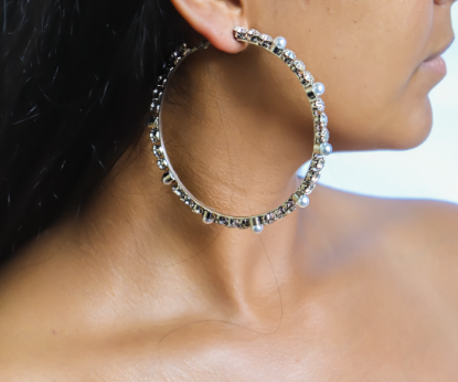 CRYSTAL PEARL HOOPS